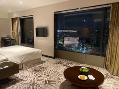 -上海虹桥西郊假日酒店