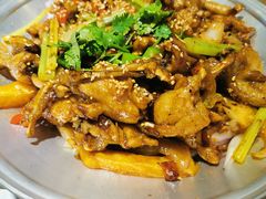 -西街夜油条·麻团包乌饭