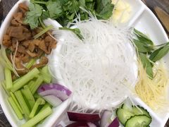 -官塘陈记鱼生·潮汕砂锅粥·牛肉火锅(潮枫路总店)