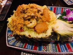 -华凌牛庄西餐厅(乌鲁木齐华凌美爵大饭店)
