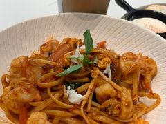 东南亚风味海鲜炒面-Manner Coffee(万象食家店)