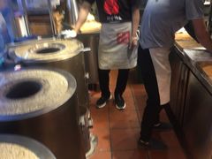 大堂-阿甘锅盔(中关村食宝街店)