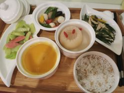 -敦南舒悦月子会所(南湖店)