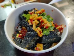 -黑色经典臭豆腐·湖南特产(太平街口店)