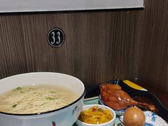 -百年老字号·观振兴蟹黄面·三虾面·苏式面(观前街富仁坊巷店)