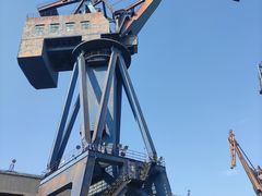 -沪东中华造船（集团）有限公司