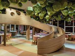 -水桶王国主题餐厅·聚会·生日派对·亲子活动·家庭套餐(亚龙湾希尔顿店)