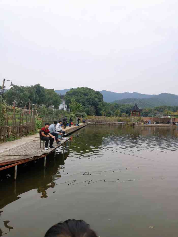 升钟湖钓鱼农家乐图片