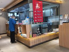 -灵芝妹子海鲜米线(劳动公园店)