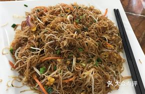 Golden Three-Thread Rice Noodles