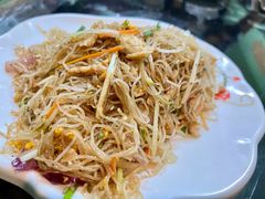 -大富蚝乌东哥饭店·石锅鱼杂·柠檬鸭(革新路店)