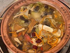 -阿婆情腊排骨火锅(金虹路店)