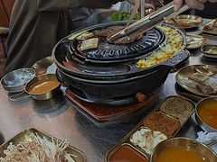 -胡悦里韩式烤肉(芝罘万达广场店)