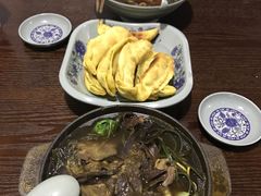 -老新隆牛肉锅贴(新街口店)