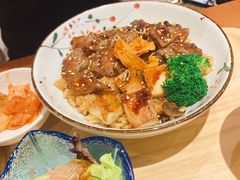 -POKEE VIA&Brunch·维娅(重庆来福士店)