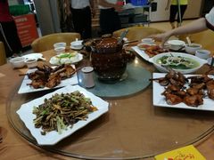 乳鸽-林辉家宴·本地家常菜·头牌清远鸡(先锋店)
