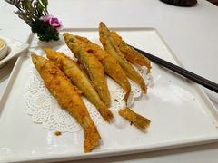 -榕树下海鲜馆(坪山路店)