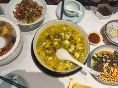 -江城小馆陕南妈妈菜·全球旅行餐厅(钟楼店)