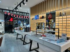 -一代眼镜·蔡司配镜(浦东大拇指广场店)