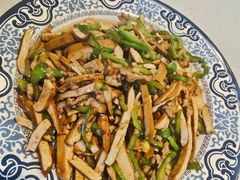 青椒干子炒肉丝-南京点赞小馆