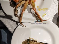 -领鲜活海鲜榴莲自助火锅(东门店)