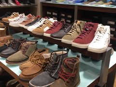 -UGG(燕莎奥特莱斯购物中心店)