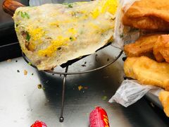 -正宗杂粮煎饼香软鸡蛋饼