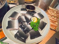 -草家酱蟹炭火烤肉店(珲春南路一店)