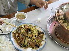 -一口猪海鲜浑锅·东北家常菜