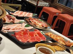-红沃鳗鱼黑牛烤肉店(不老街店)