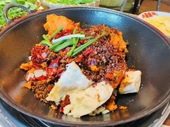 -沸炉重庆老火锅(军事博物馆店)