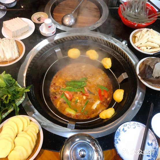 野山关柴火鸡