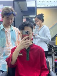 -藤野造型专业烫染接发