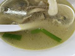 松茸鸡汤-龙姐私房菜(和顺古镇店)