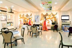-巴黎时尚婚纱摄影(南汇店)