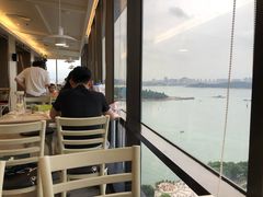 靠窗位-必胜客(海滨店)