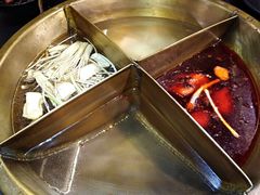 -沸炉重庆老火锅(军事博物馆店)