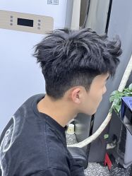 -藤野造型专业烫染接发