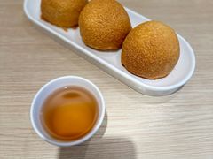 酥皮山楂叉烧包-蔡澜点心·粤菜(新街口IFCX店)