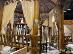 -万重锦·人文川菜馆(骡马市店)