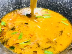 -八月美食小馆(银泰城总店)