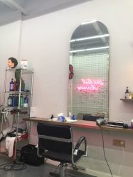 -茶发Salon·烫发染发理发