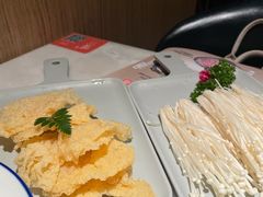 手工现炸豆皮-煲宫猪肚鸡(晶品店)