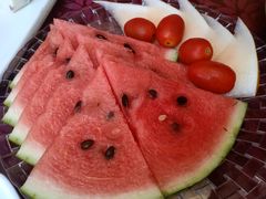 -依江春水烤鸭店