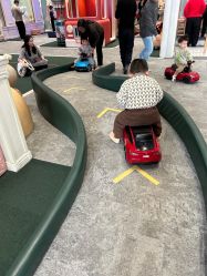 -奈尔宝·儿童乐园·亲子餐厅(华采天地店)