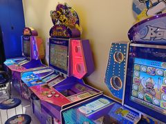 -爱玩嘉年华(江北一店)
