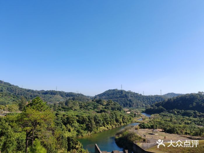 七寨湖公园图片