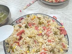 -老头爱马仕酸豇豆炒饭(丰富路店)