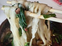 -亚伟瓦罐面美食城(淇县总店)