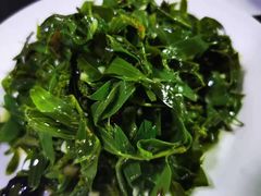 -明月食府(二区干二路店)